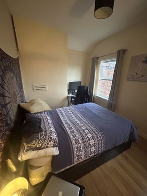 Photo 12- click for photo gallery